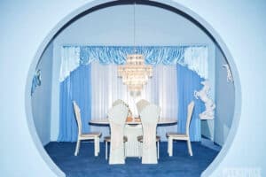 12 Retro 80s Photoshoot Ideas | Peerspace