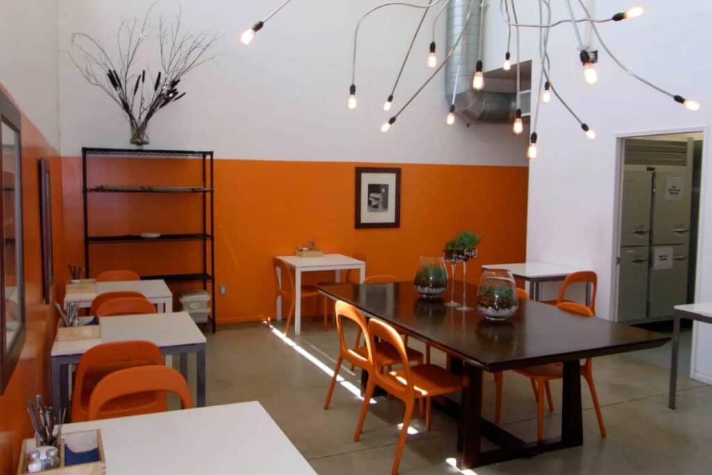 contemporary kitchen and demo space in LA
rent commercial kitchen space by the hour