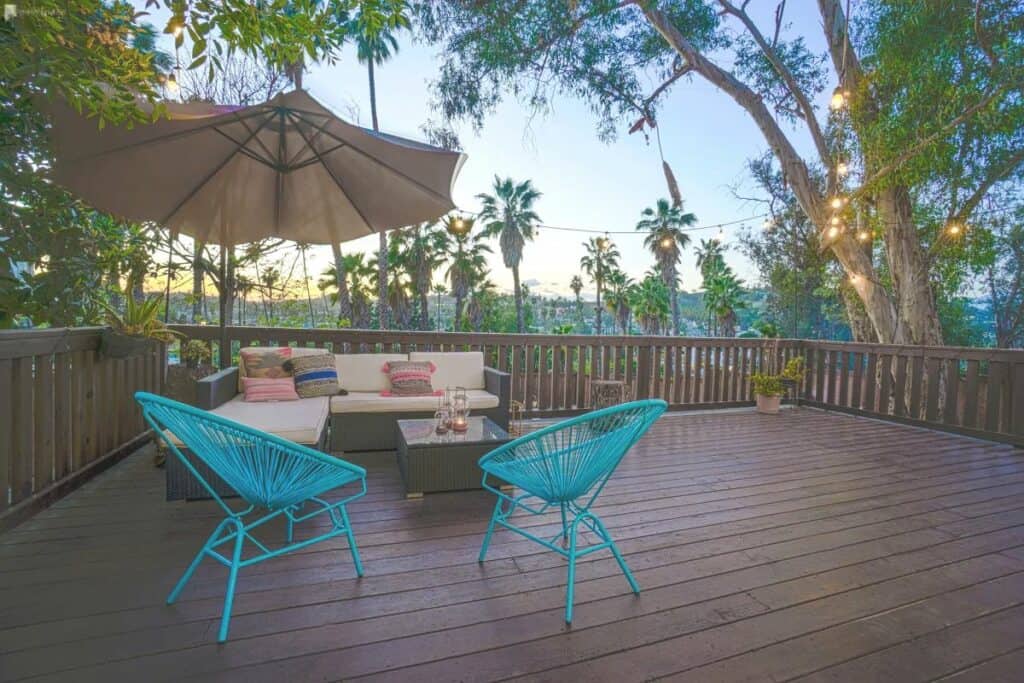 Hidden Gem near Downtown LA - Idyllic 3 Tiers large space