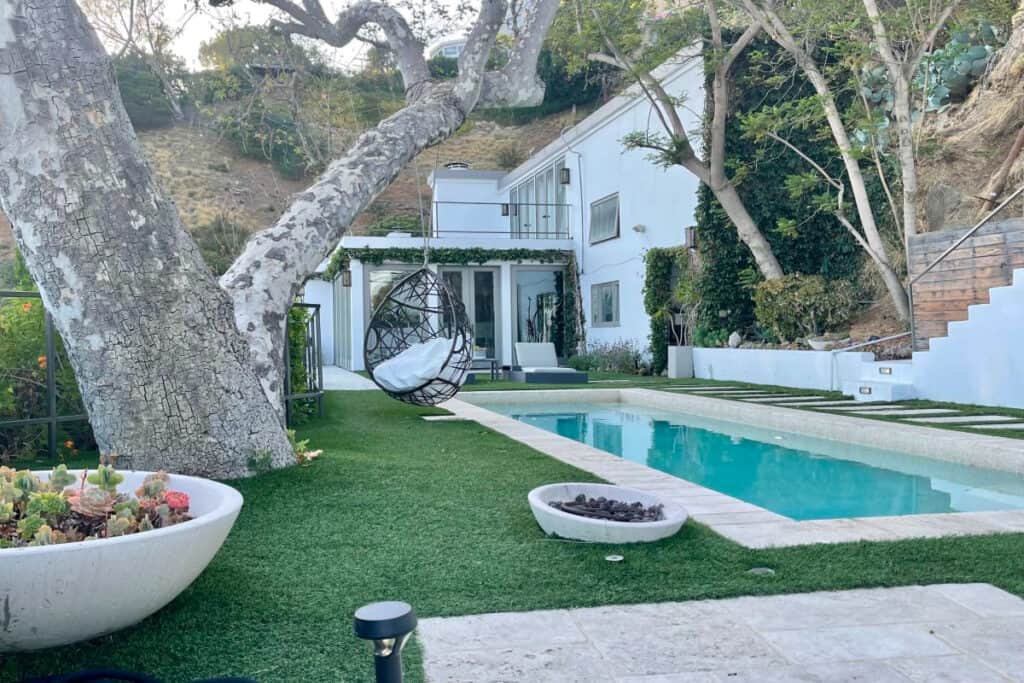Make A Splash: How to Plan a Pool Party