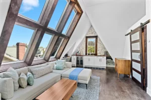 12 Vibey Spots For A Hotel Room Photoshoot in Washington, D.C. | Peerspace