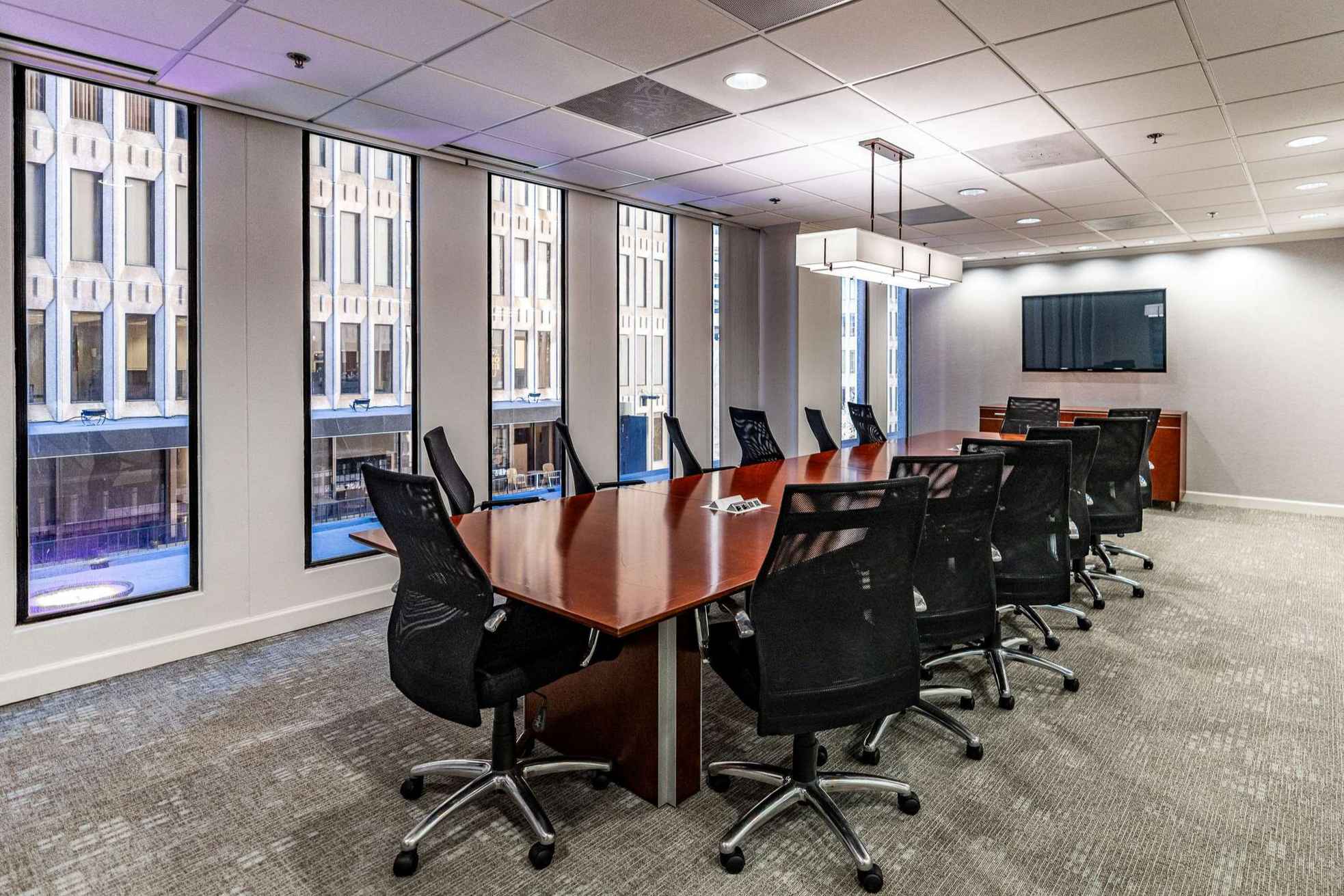 Atlanta meeting planners coordinating a professional business gathering