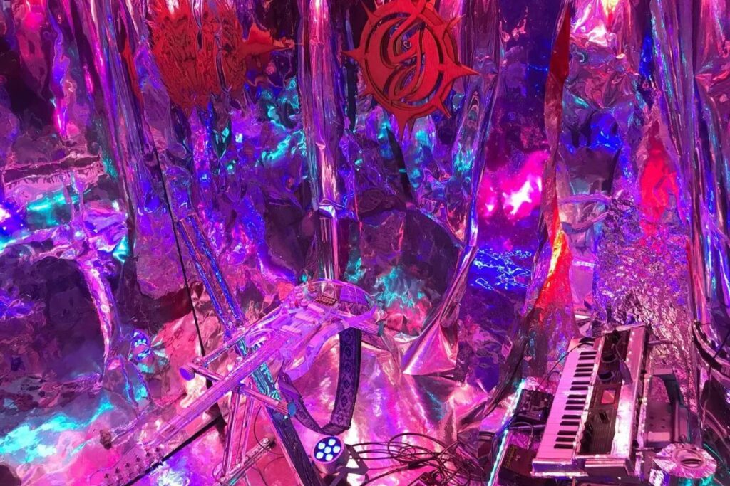 psychedelic mylar room