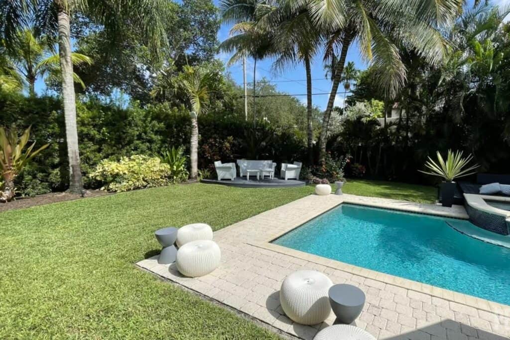 miami-Tropical-Backyard-Oasis-Pool-Palms