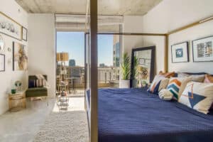 12 Vibey Spots For A Hotel Room Photoshoot in Miami | Peerspace