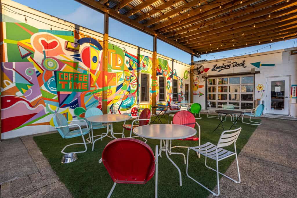 indoor outdoor art cafe nashville