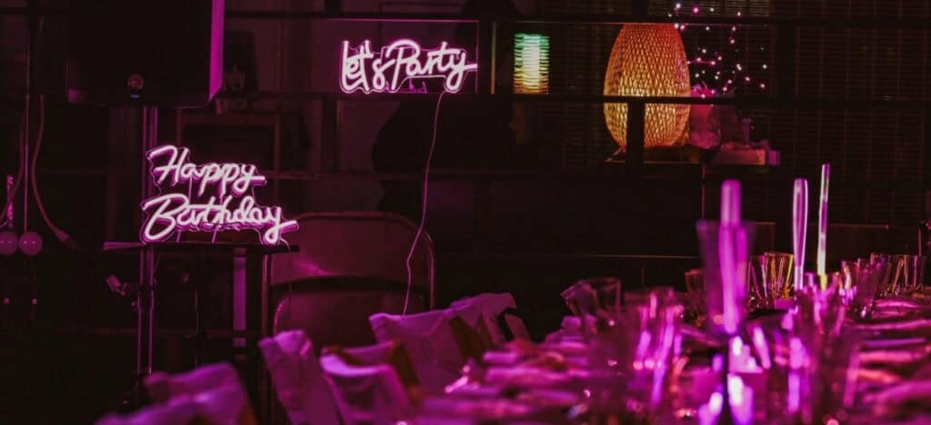 Who To Invite to a Birthday Party | Peerspace