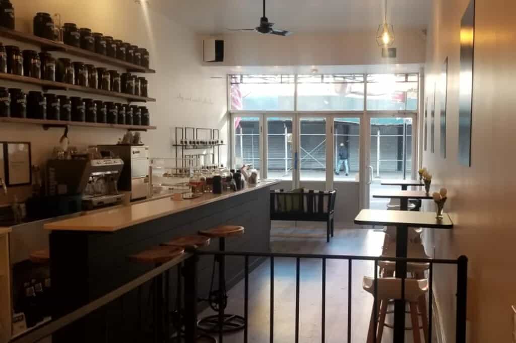 Cute and Spacious Teashop in Bedstuy