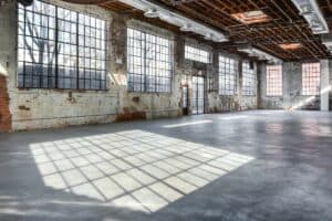 Here’s How & Where To Rent A Warehouse For A Day in NYC | Peerspace