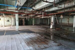 8 Abandoned Houses You Can Rent in NYC (2025) | Peerspace