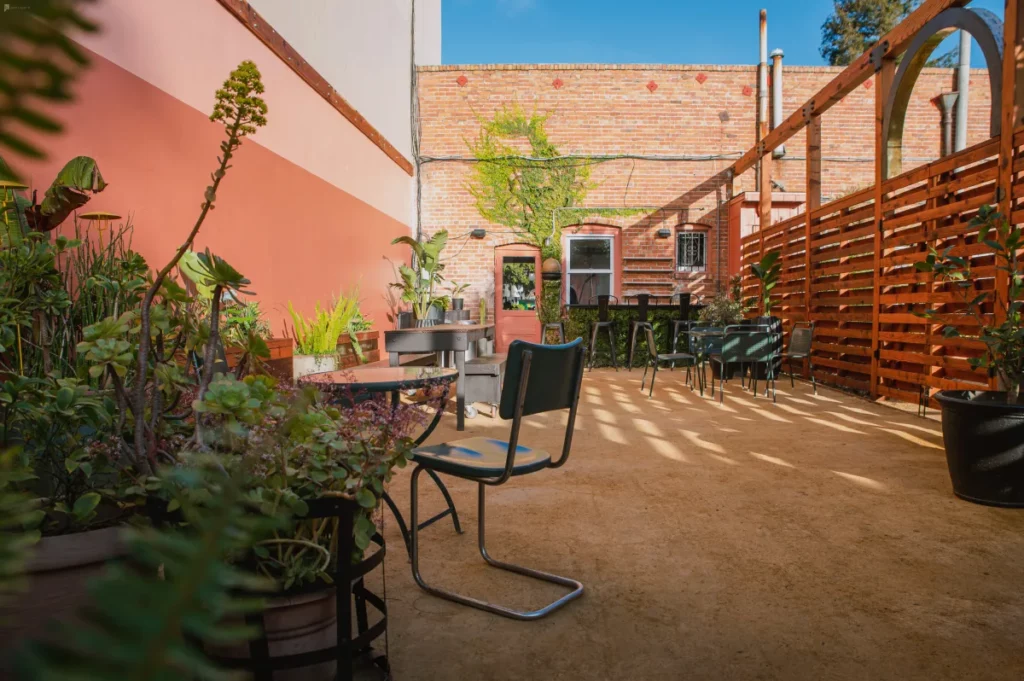 a private garden space in Oakland