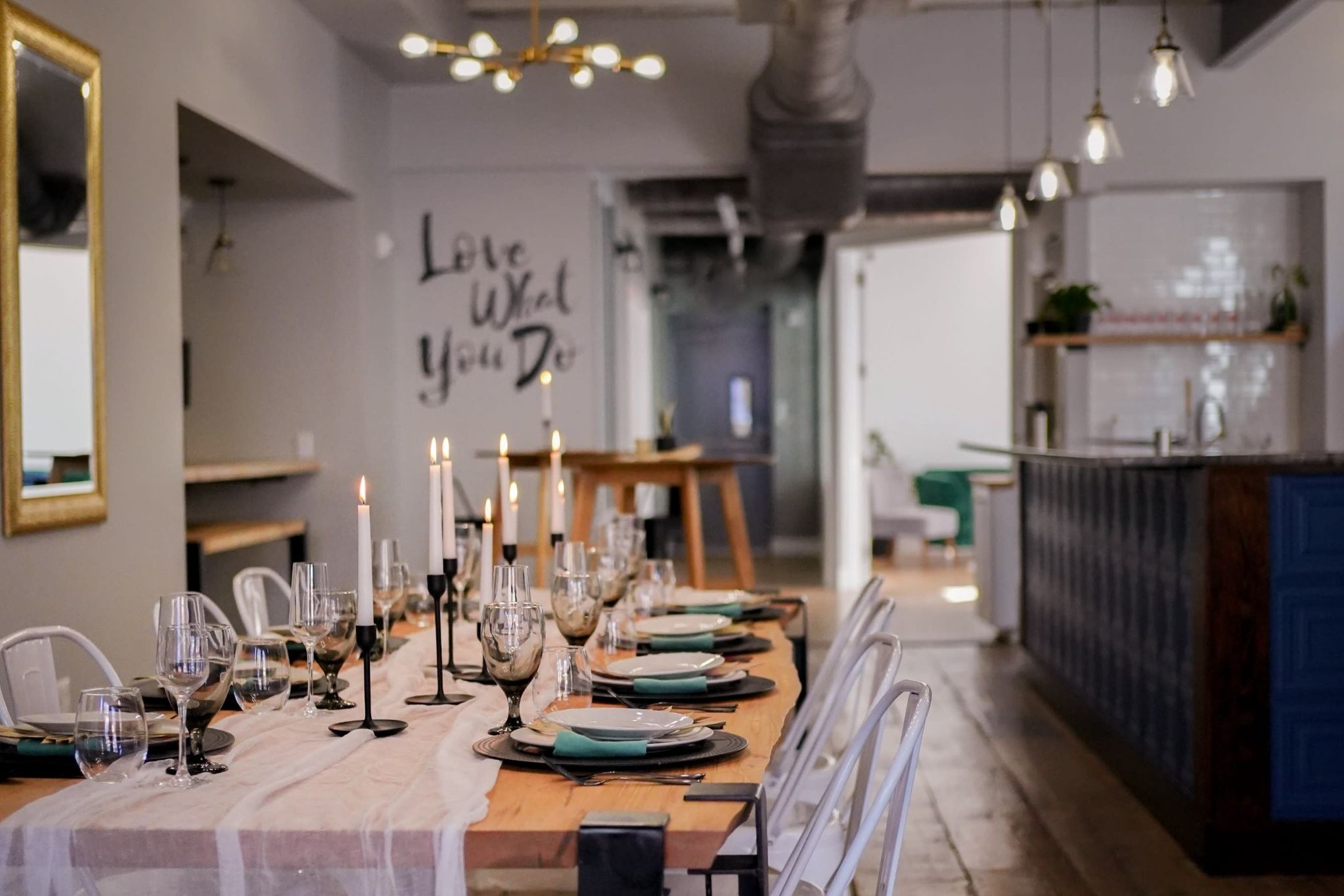 Curated party details from a Delaware party planner's event setup