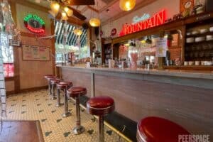 Planning A Diner Photoshoot: 10 Unique Venues & Ideas | Peerspace