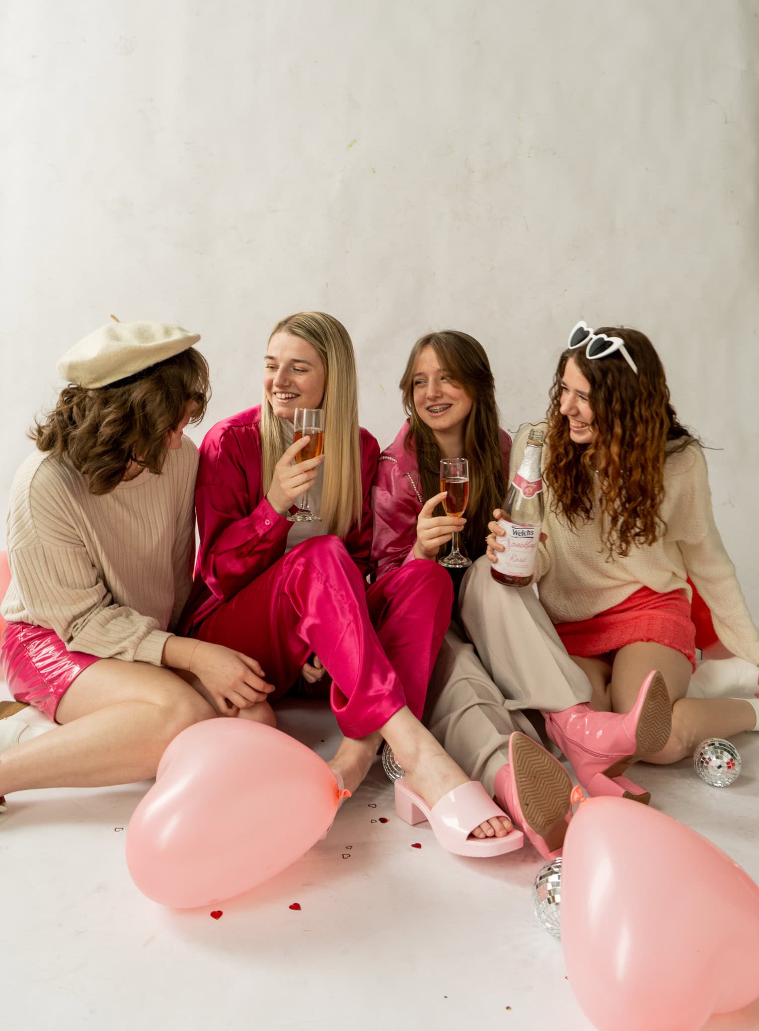 9 Fun & Easy Galentine’s Day Ideas At Home (2025) | Peerspace