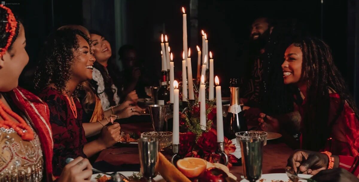 Friendsgiving Decor Ideas That Feel Warm, Stylish, and Effortless | Peerspace