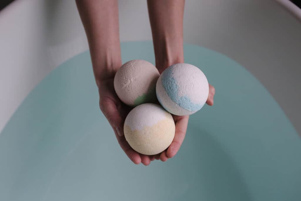 diy fizzy bath bombs