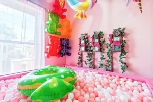 12 Sweet 1st Birthday Photoshoot Ideas (2025) | Peerspace