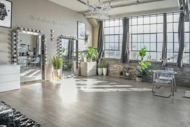 How to Create Natural Light Indoors Peerspace