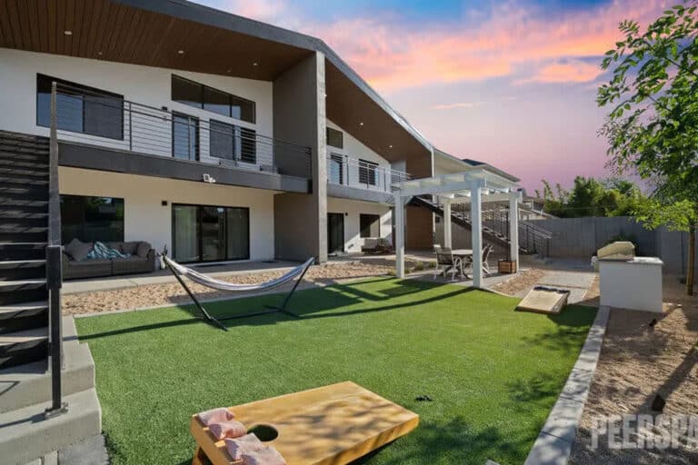 Here’s How &amp; Where To Rent A Backyard For A Party - Peerspace