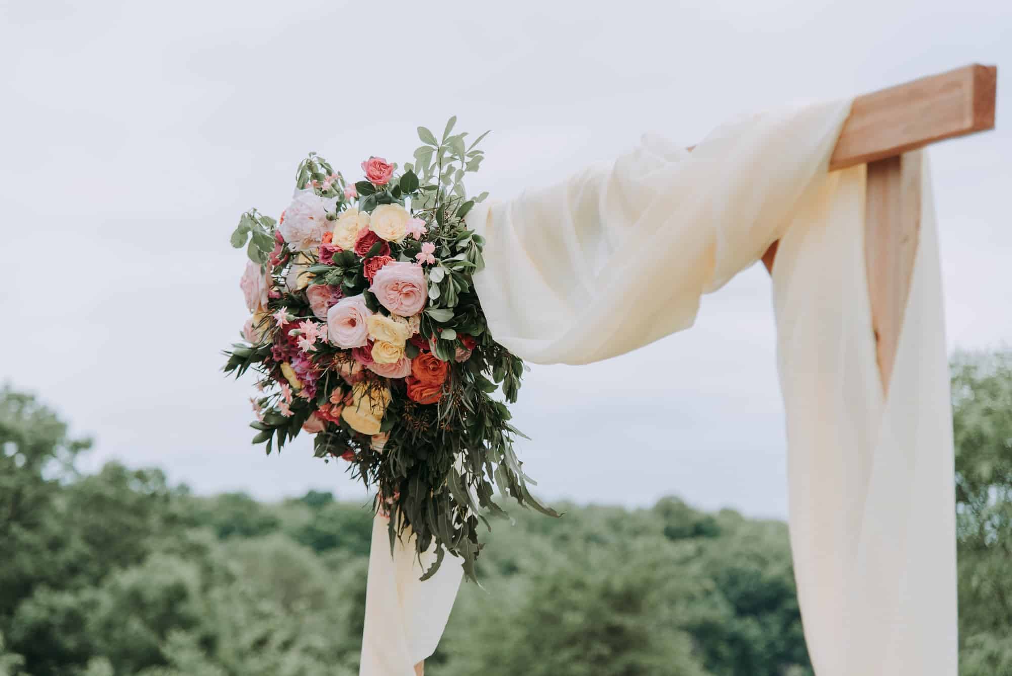hanging flower bouquet