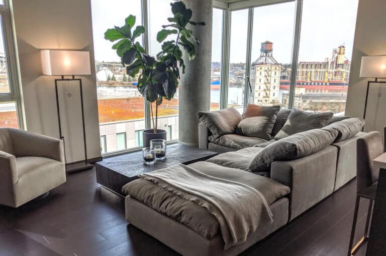 10 Chic Grey Aesthetic Room Ideas - Peerspace