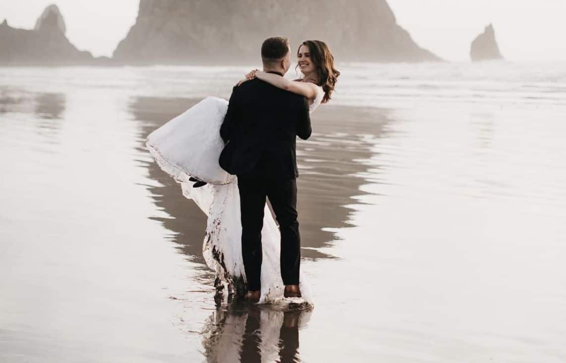 13 Best Portland Wedding Photographers | Peerspace