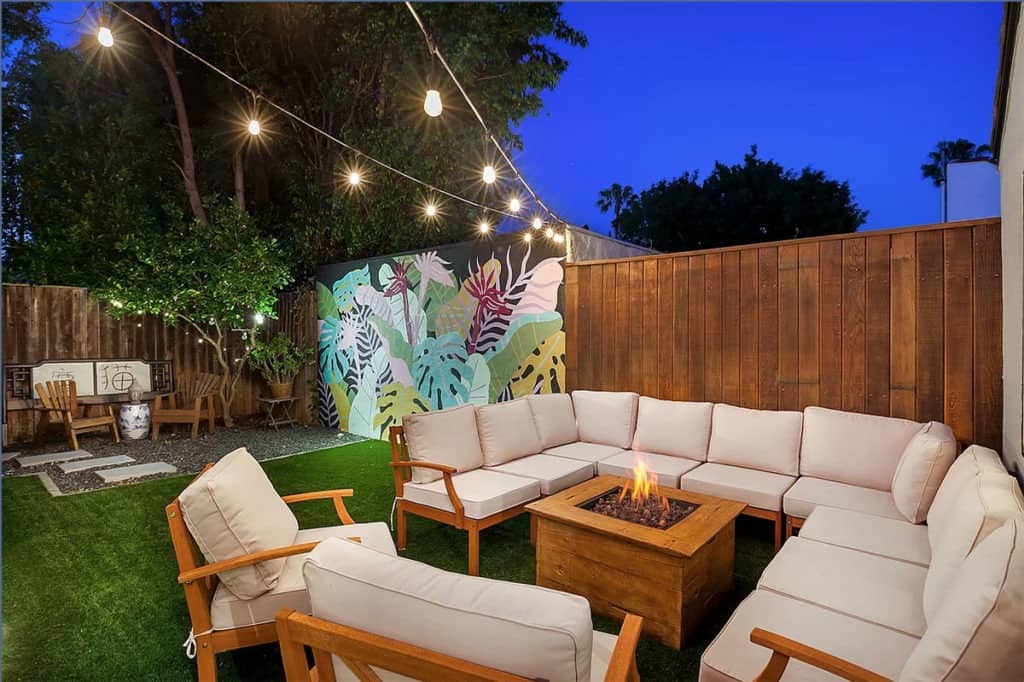 8 Unique Event Decoration Ideas | Peerspace
