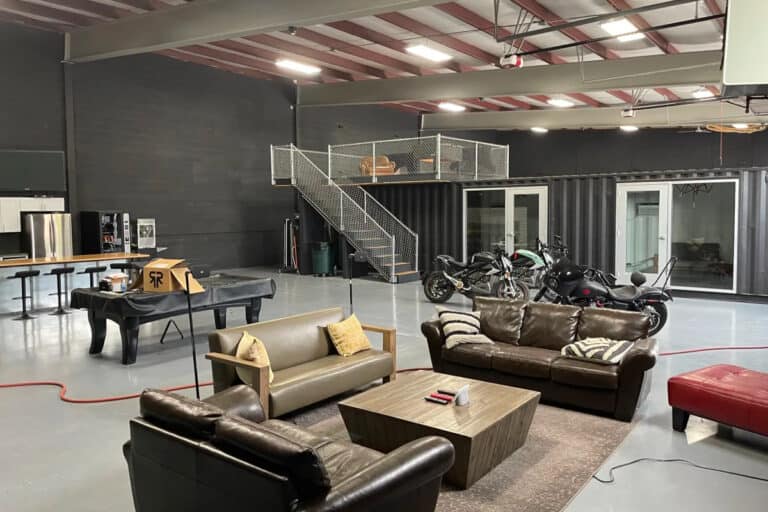 Here's How & Where To Rent A Warehouse For A Night (2024) Peerspace