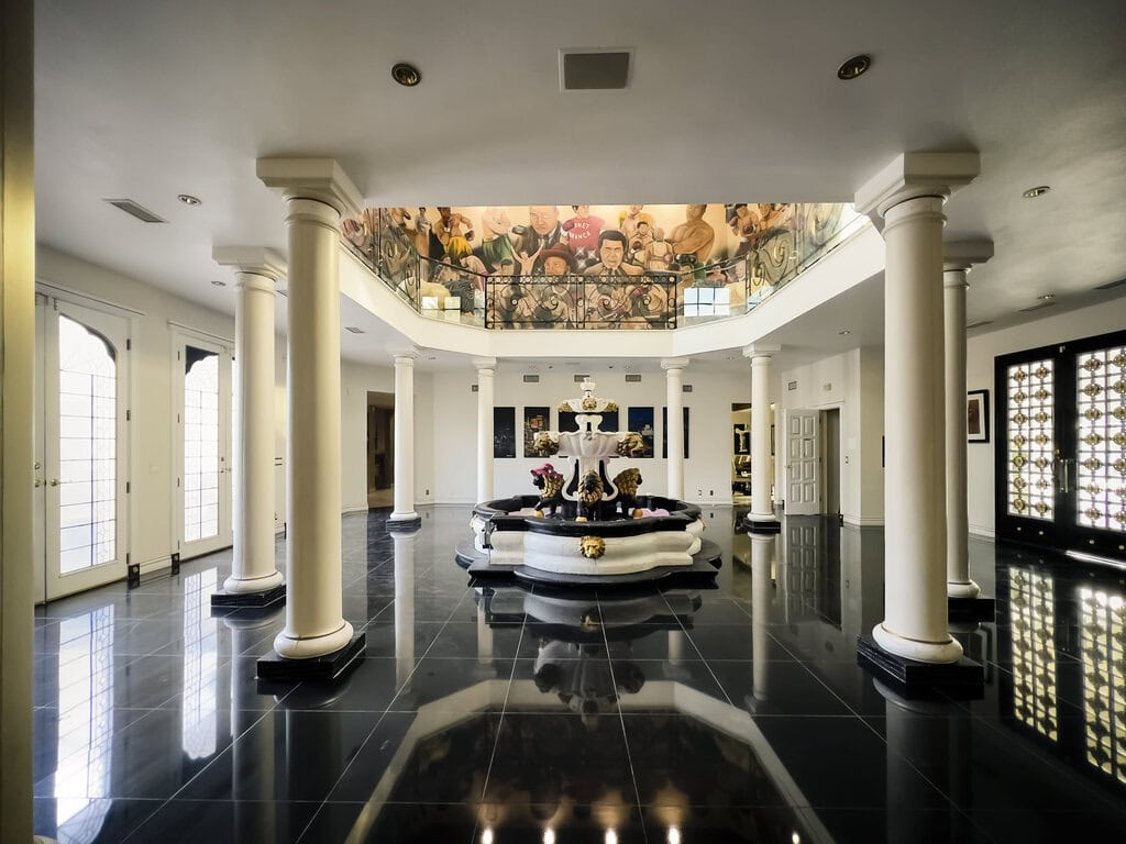 Like an Airbnb Las Vegas Party House, but Better (2026) | Peerspace