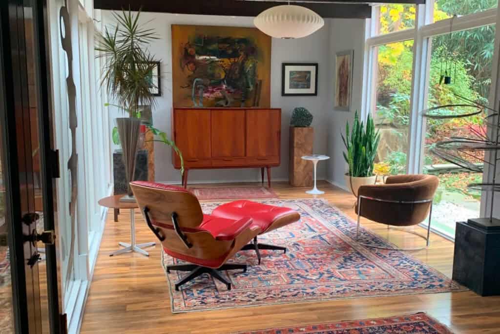 Spectacular Mid Century Modern Frank Lloyd Wright-esque home fully furnished