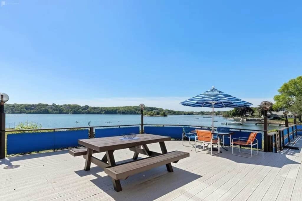 oceanfront vintage home in salem