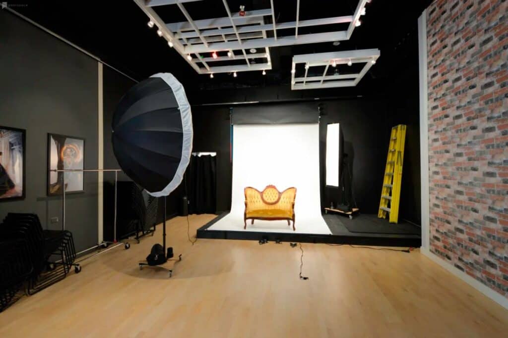 a modern, versatile studio