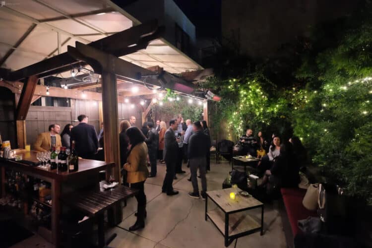 13 Creative Happy Hour Ideas (2024) Peerspace