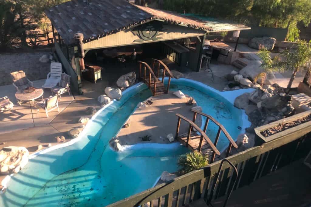 12 Pool Party Ideas That'll Make a Splash - Peerspace