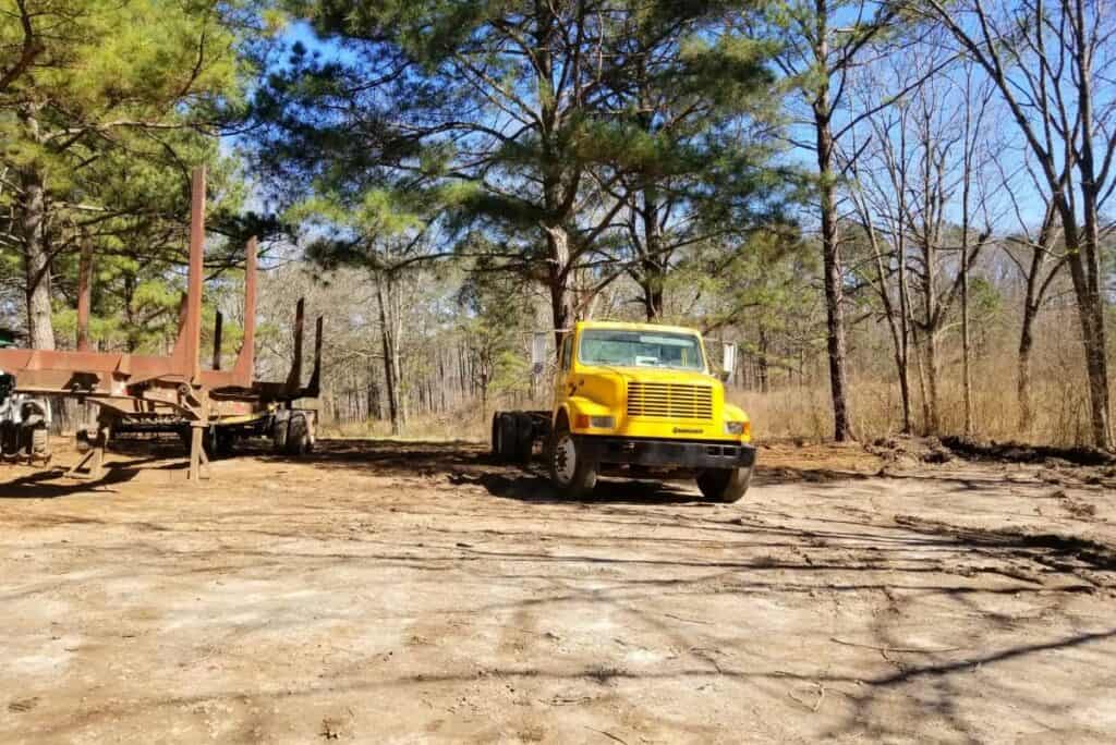 small junk yard senoia, ga