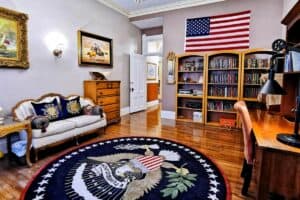 Here’s Where To Rent An Oval Office Set in Los Angeles | Peerspace