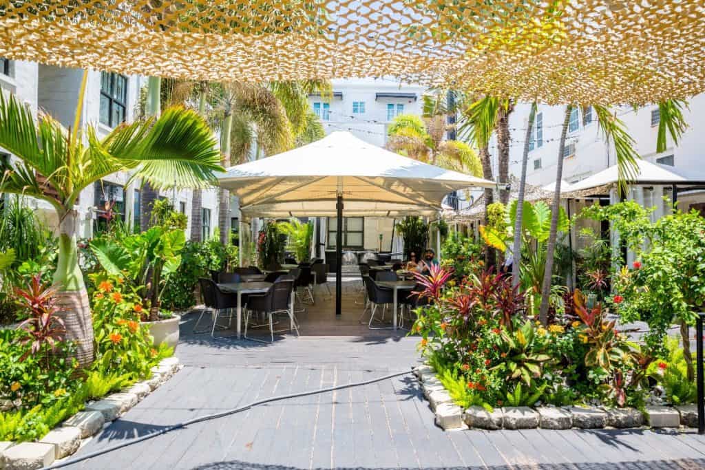 south beach Spacious Outdoor Garden miami rental