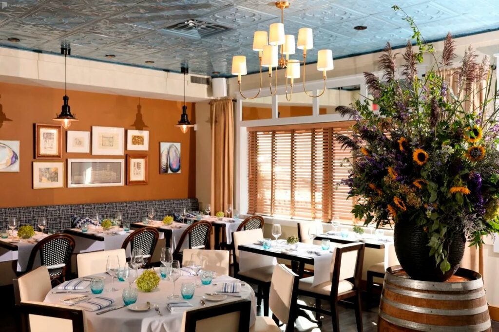 Beautifully Decorated French Mediterranean Restaurant