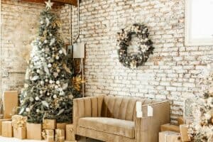 Christmas Photography: What To Know & How To Nail it | Peerspace