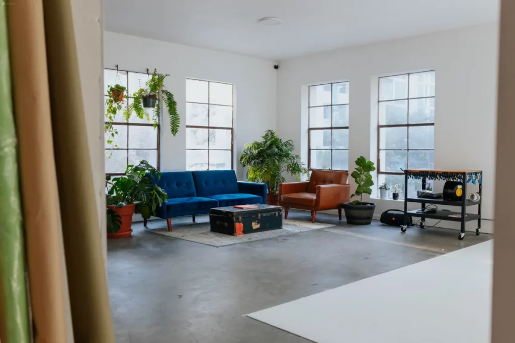 a New York-style photo/video studio is one of the best Indoor Photoshoot Locations in Tampa