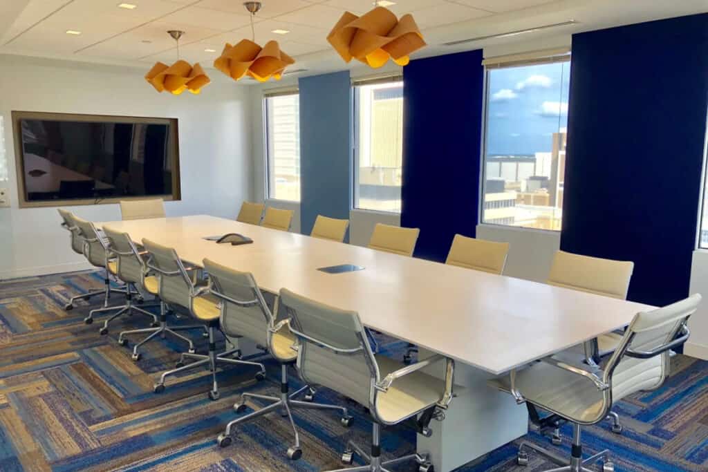 airbnb for office spaces Location in Tampa