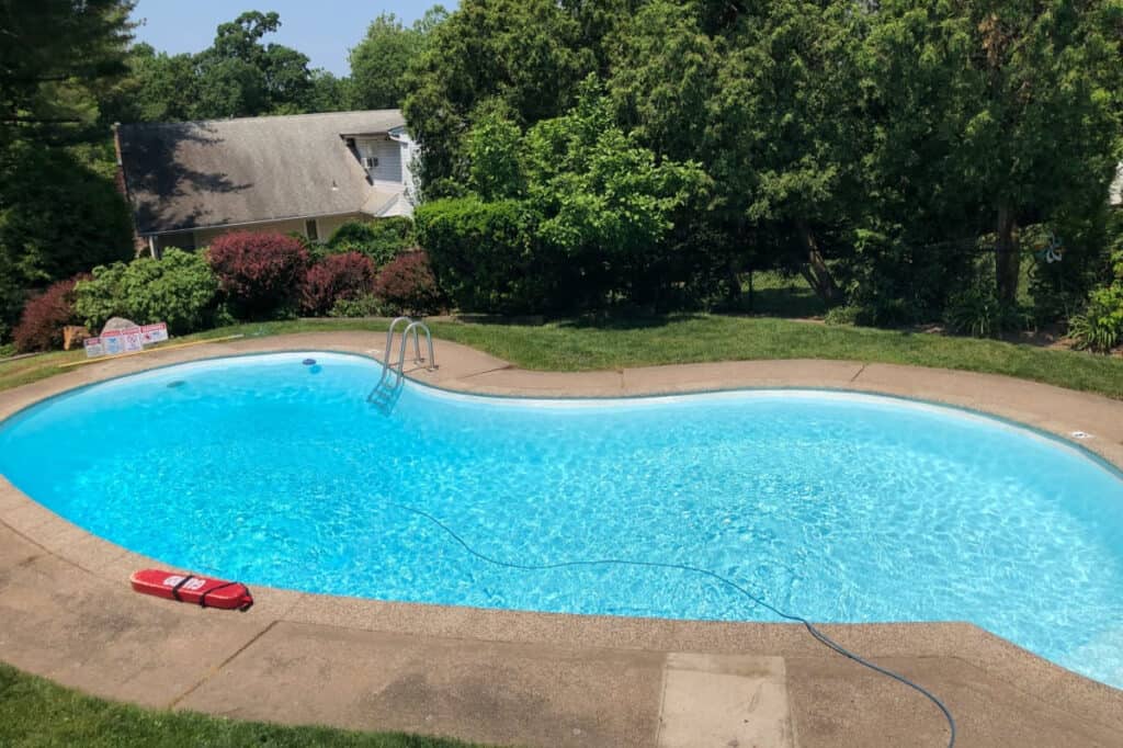 heated pool in teaneck