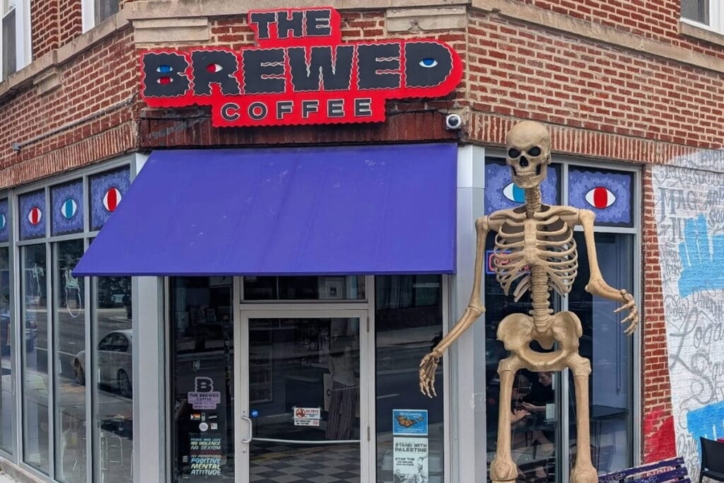Exterior shot of The Brewed coffee shop in Chicago