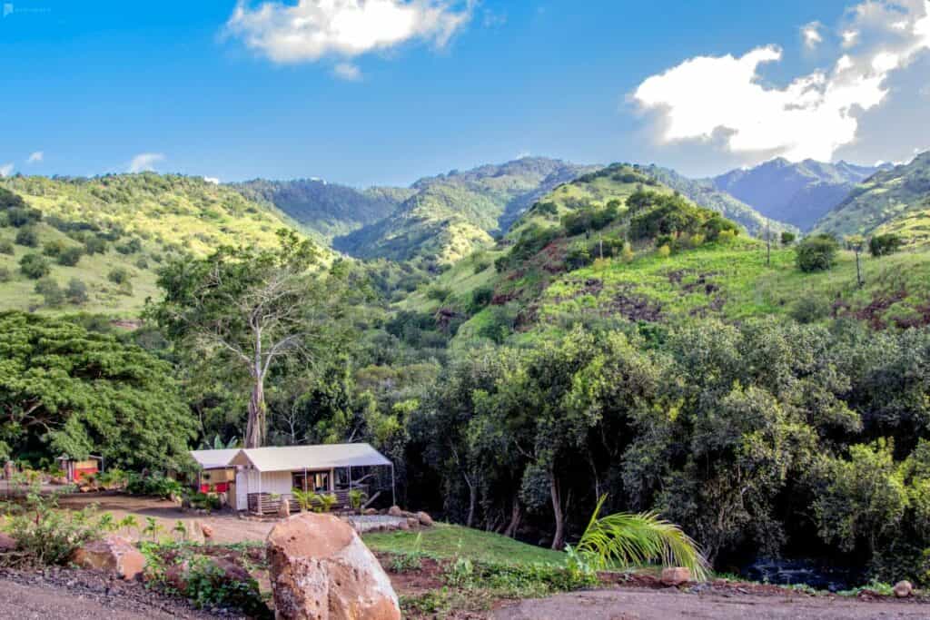  a hawaiian home with mountain views