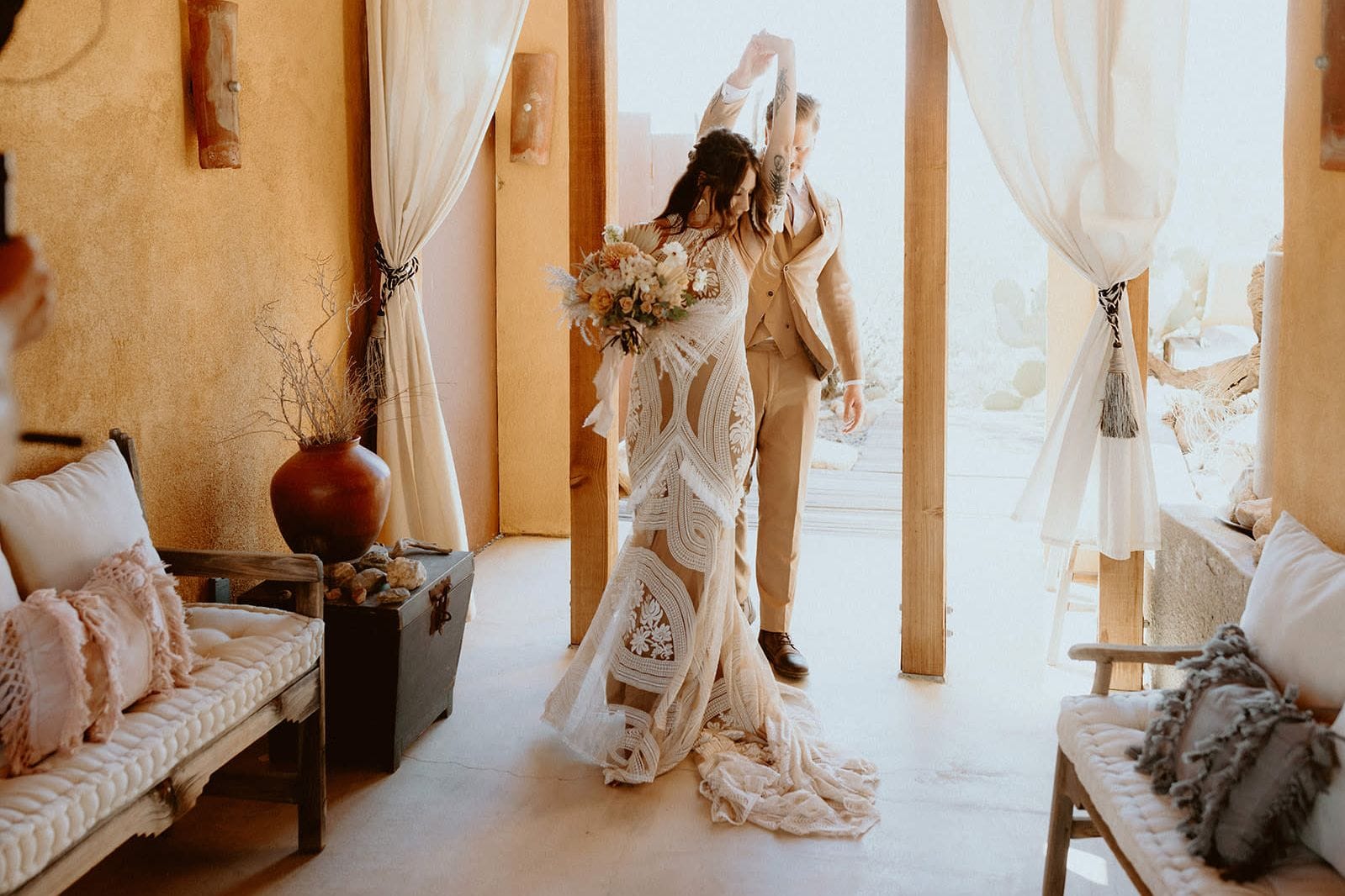 Outdoor El Paso wedding ceremony arranged by local wedding planners at sunset
