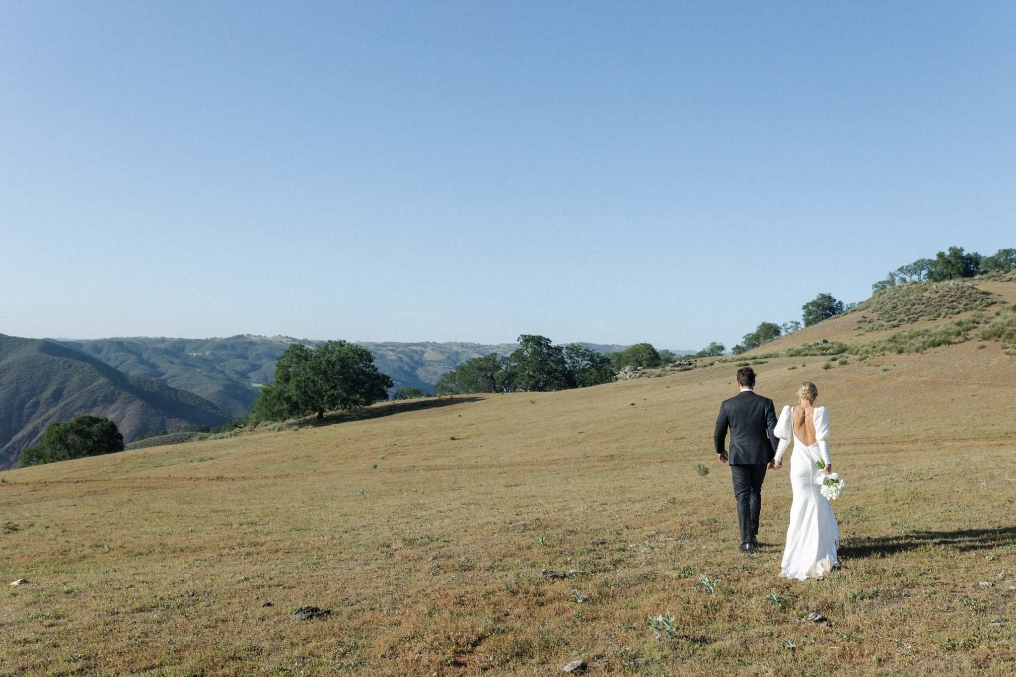 Outdoor Spokane wedding setup among Inland Northwest greenery