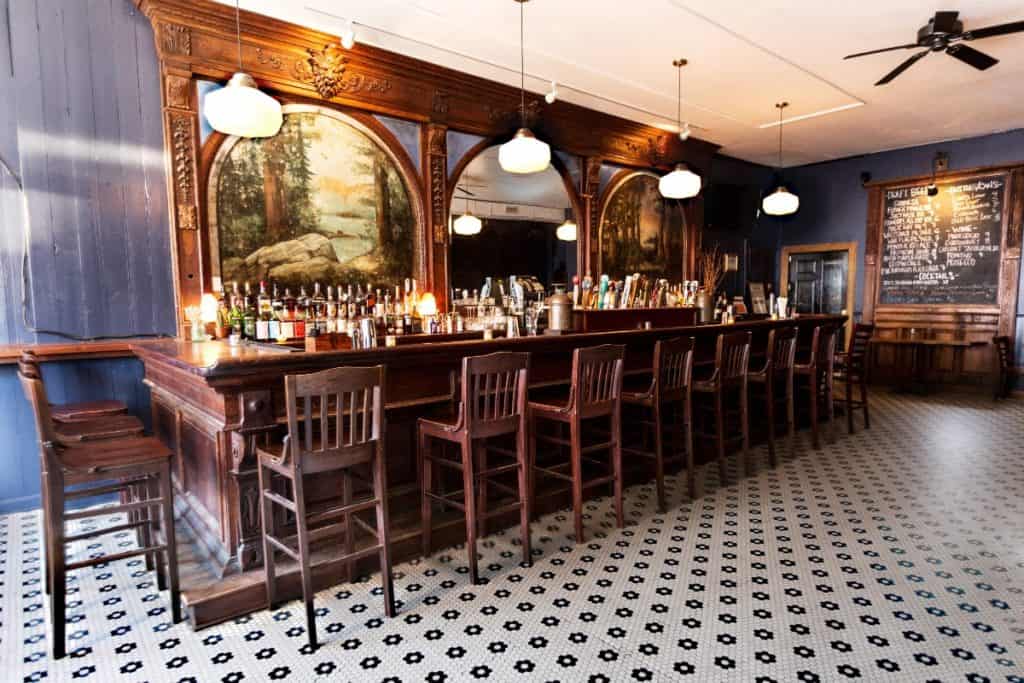 williamsburg bar and restaurant nyc new york city rental