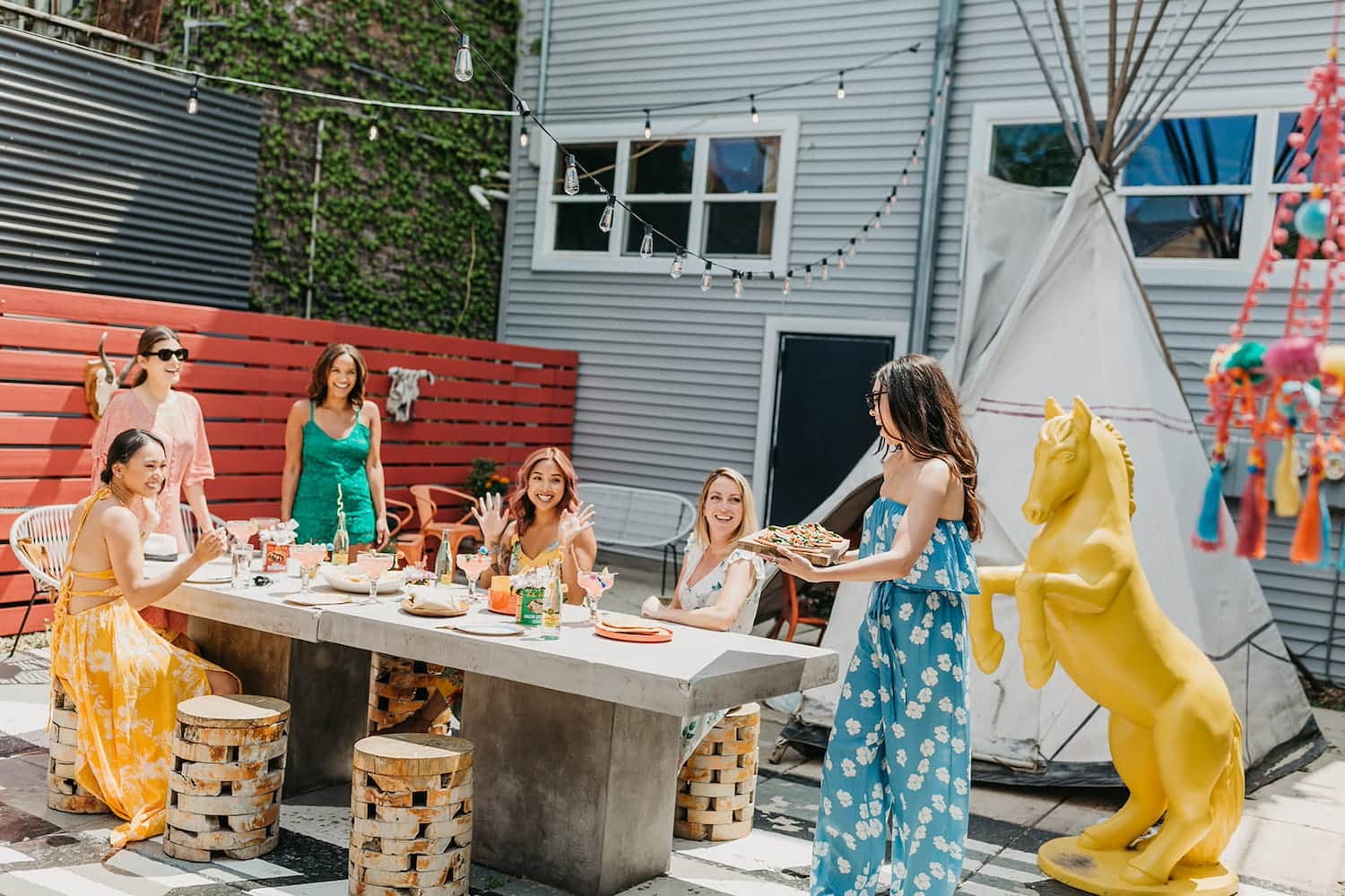 What’s Like an Airbnb for a Rooftop in Chicago? (2026) | Peerspace