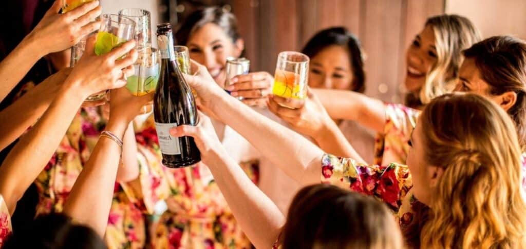 Bachelorette Party Guest Lists, Decoded: A No-Drama Approach | Peerspace