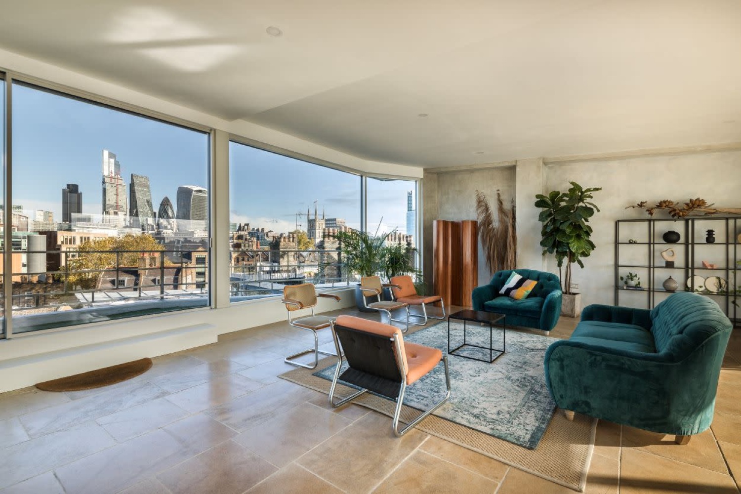 Is Hiring a Penthouse on Airbnb for an Event a Good Option? Check This Out First. | Peerspace